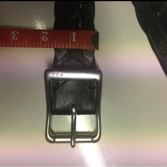 Michael Kors Authentic
Leather Belt. - Picture 3 of 4